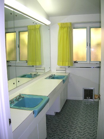 bathroom double vanity
